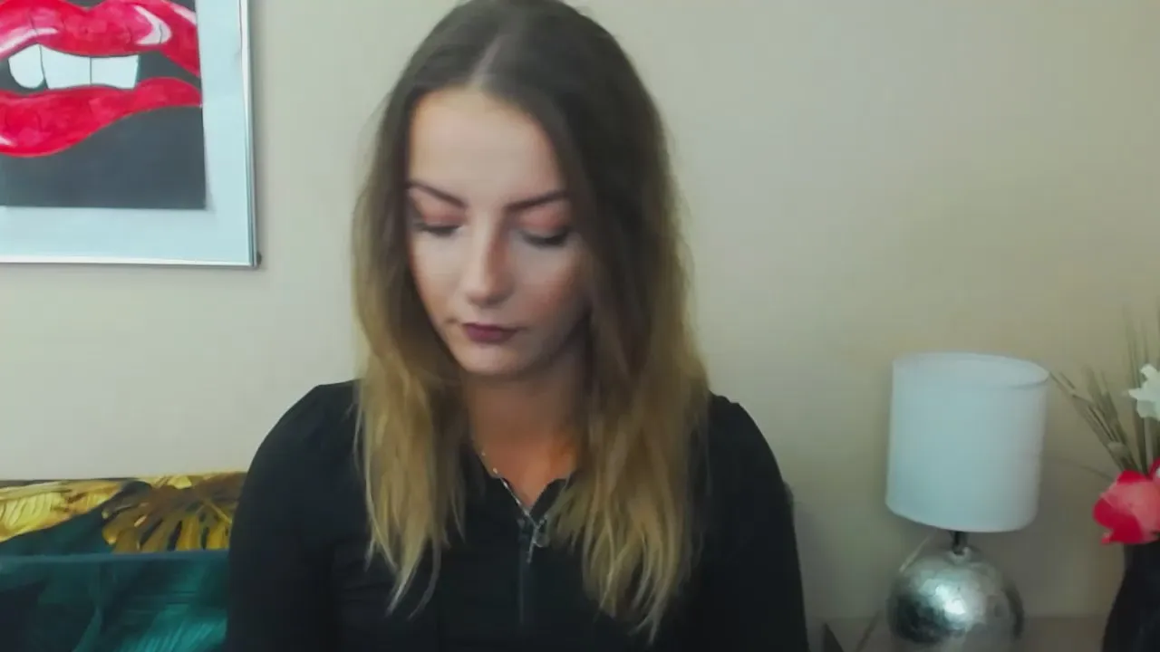 Offline SexyNatalie on Cam4