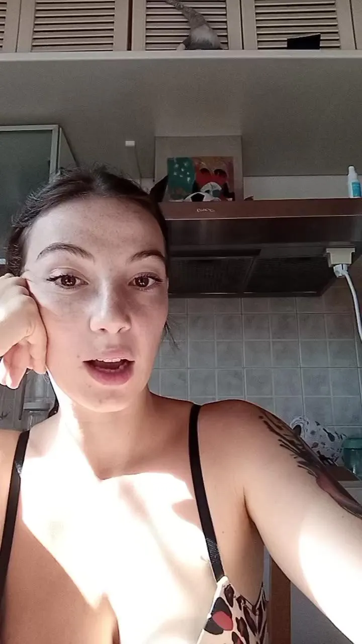 Offline sexyy_naughty on Cam4