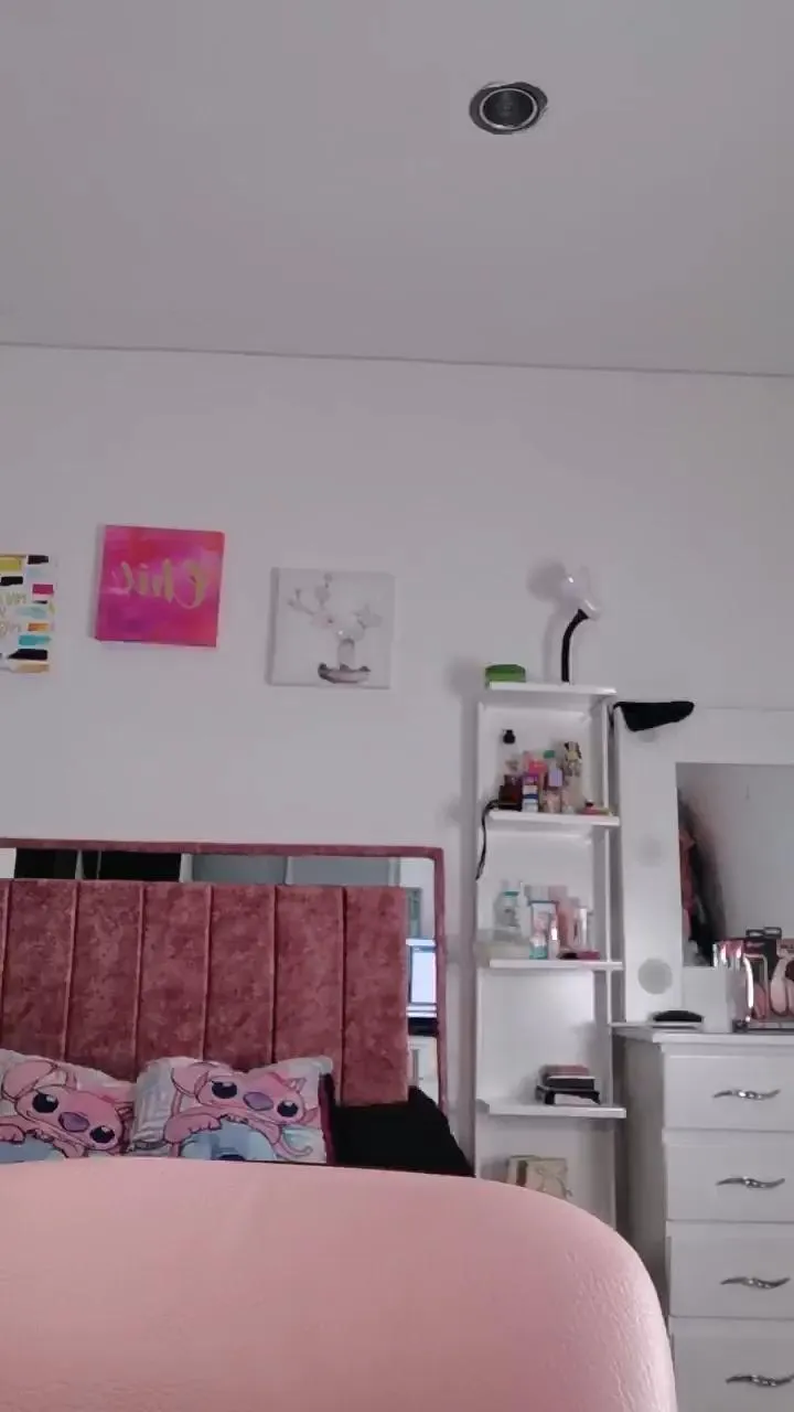 Freechat shagi_ on Cam4