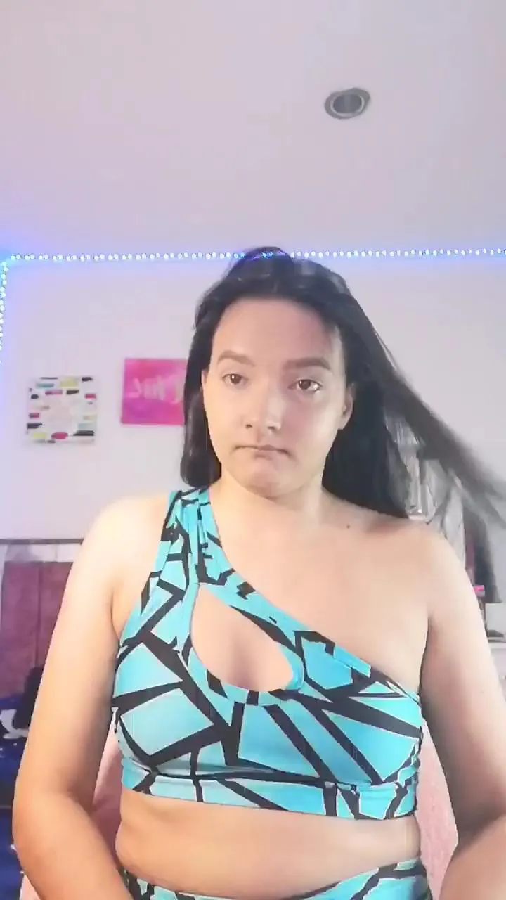 Freechat shagi_ on Cam4