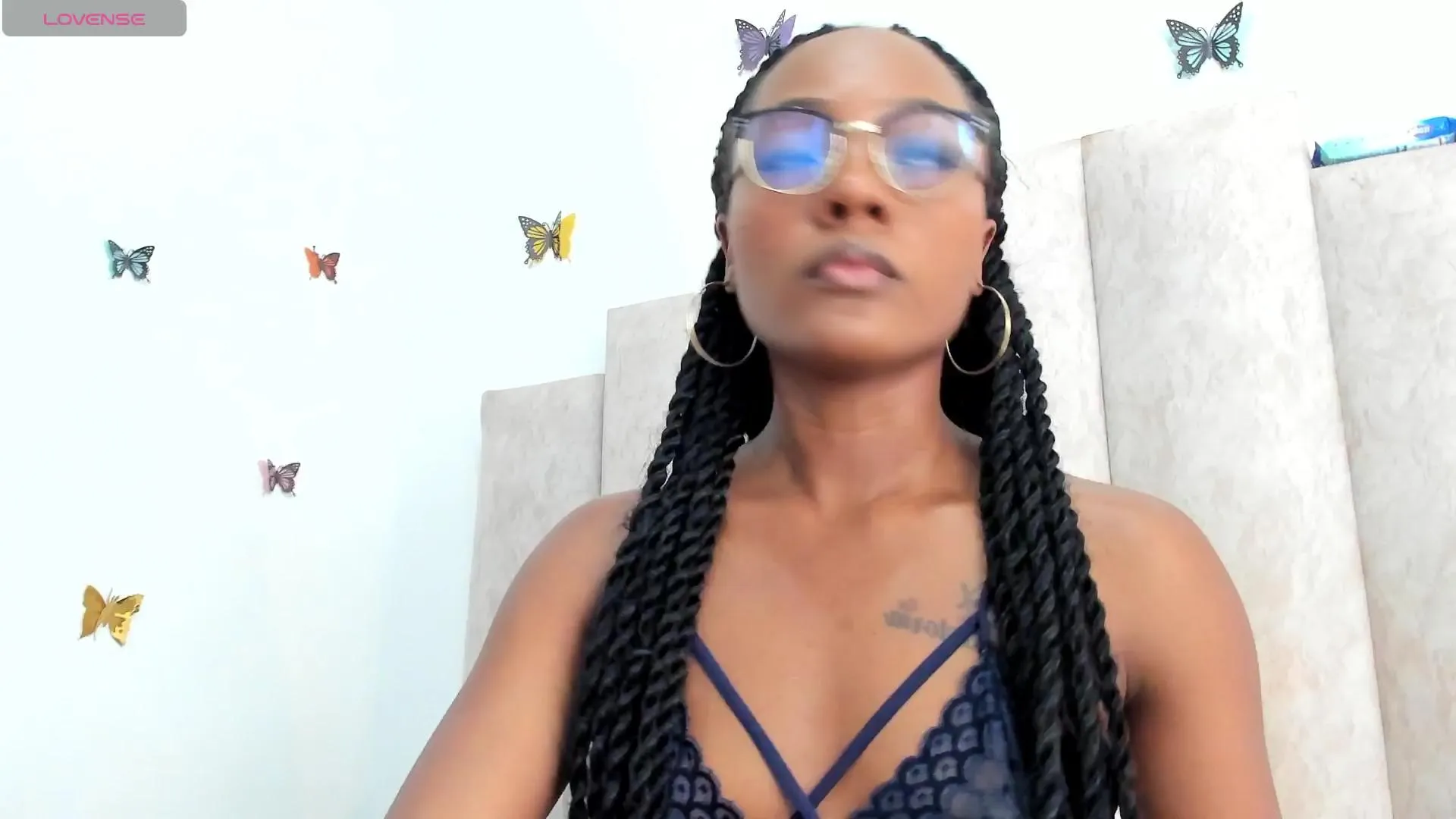 Offline shainaLynx on Cam4