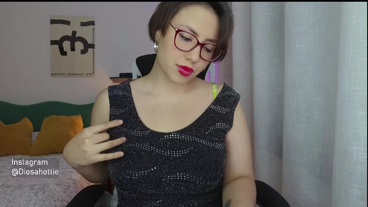 Freechat Shakirat33 on Cam4