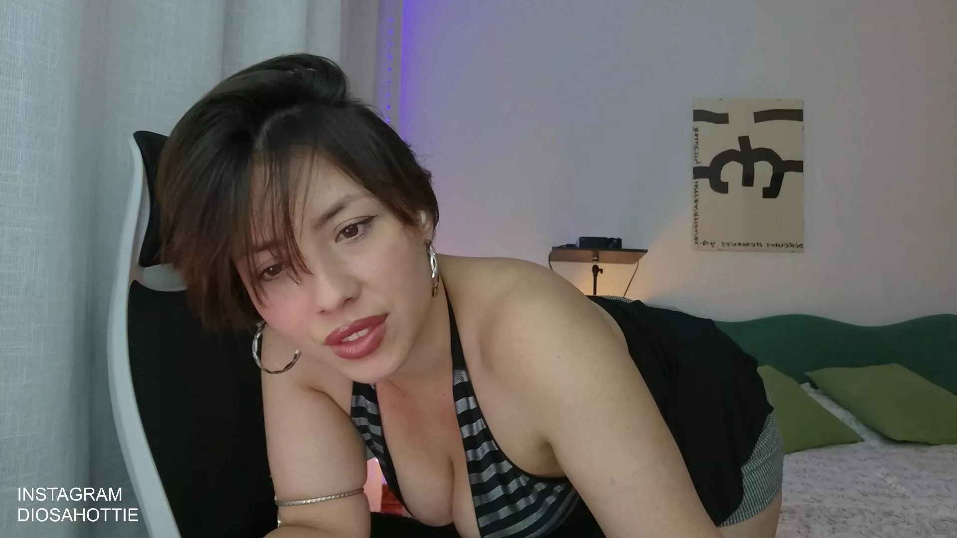 Freechat Shakirat33 on Cam4