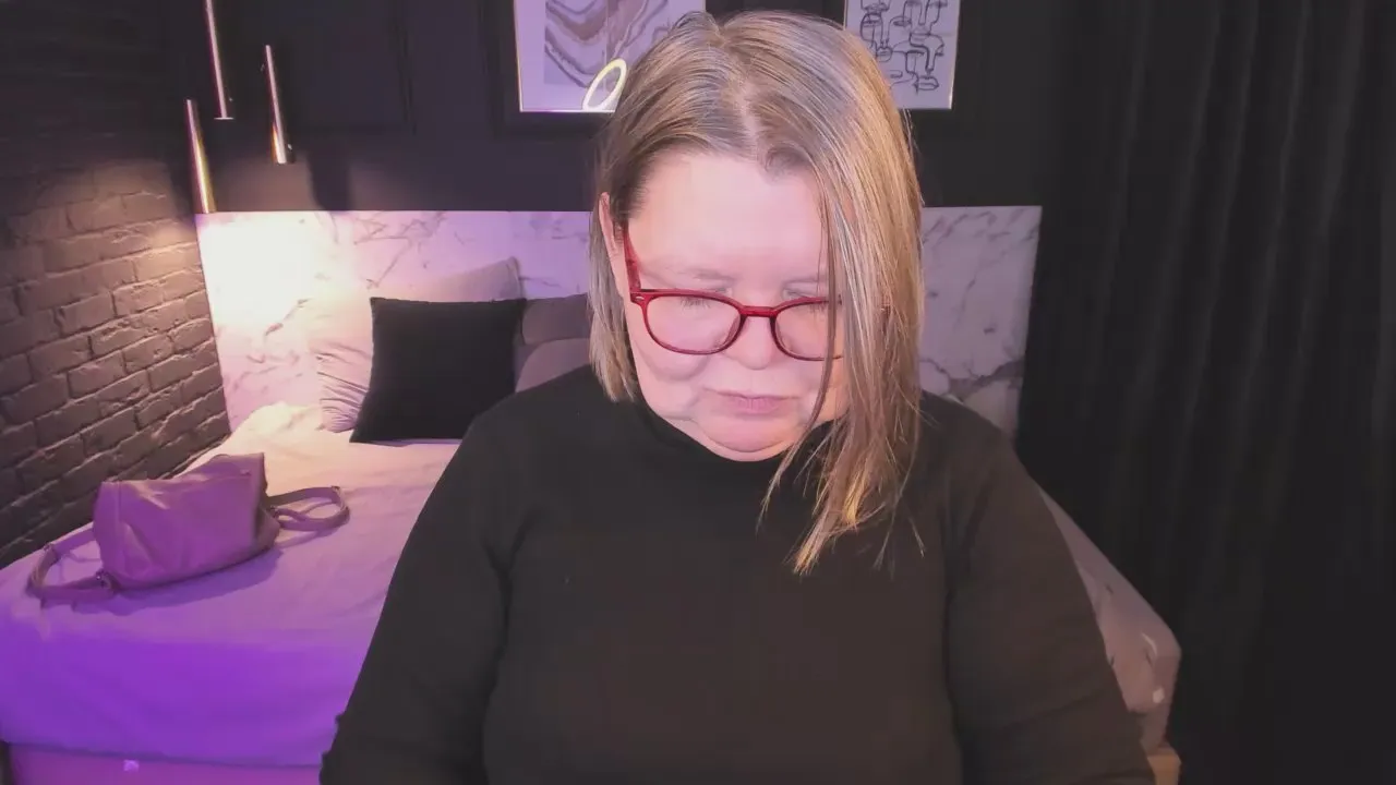 Offline Shannonshine on Cam4