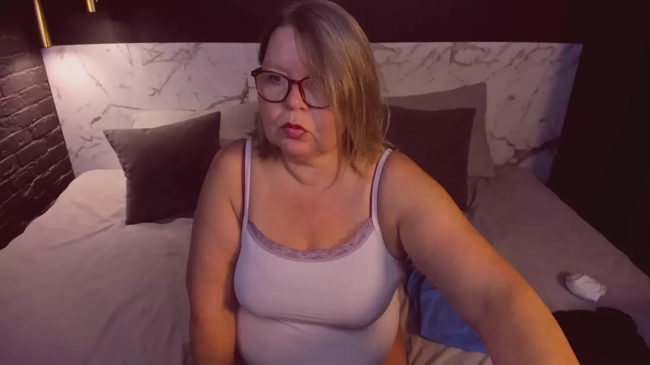 Offline Shannonshine on Cam4