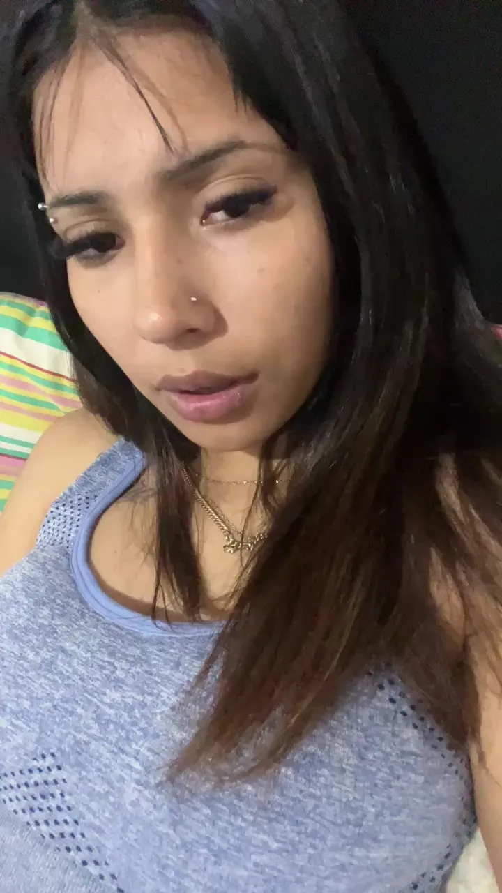 Offline sheila222_xxx on Cam4