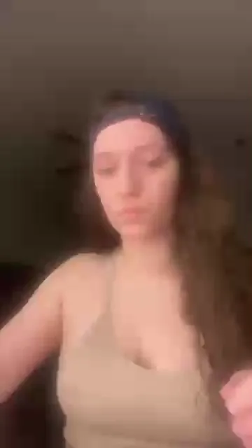 Shelbbbbb — Freechat on Cam4