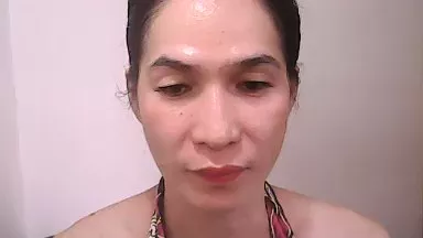 Offline shemalecumm4u on Cam4