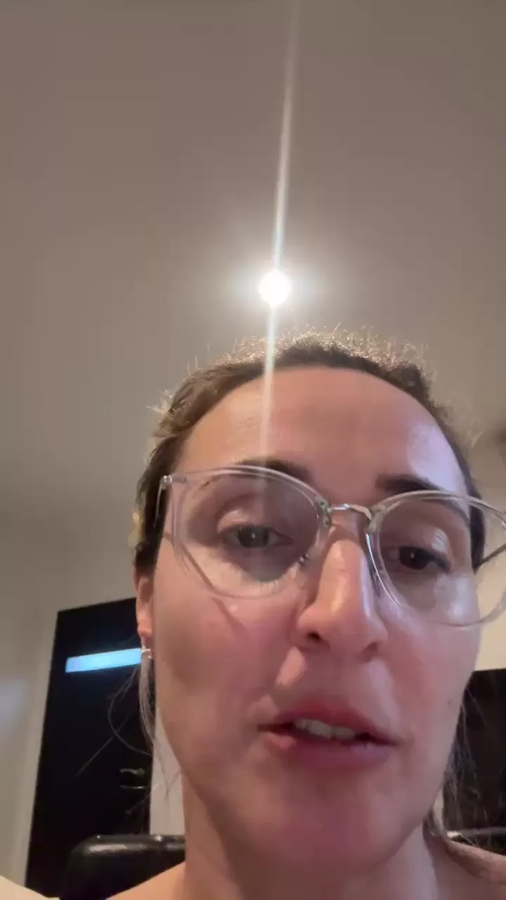 Offline Shirlita2 on Cam4