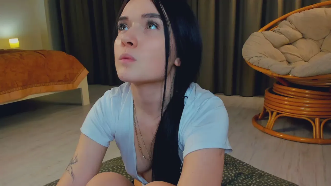 Offline SigridBeltrami on Cam4