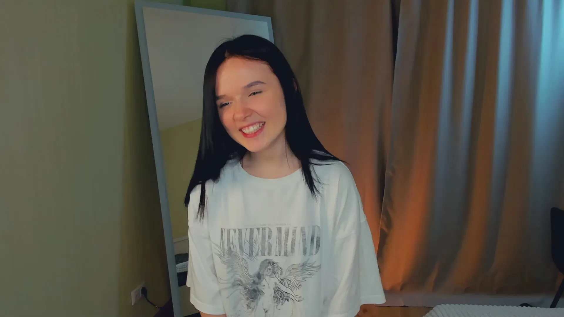 Offline SigridBeltrami on Cam4