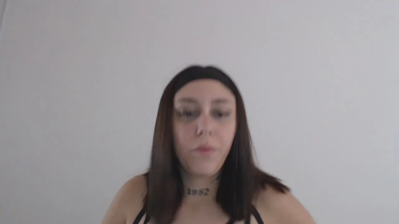 Offline Siltorres33 on Cam4