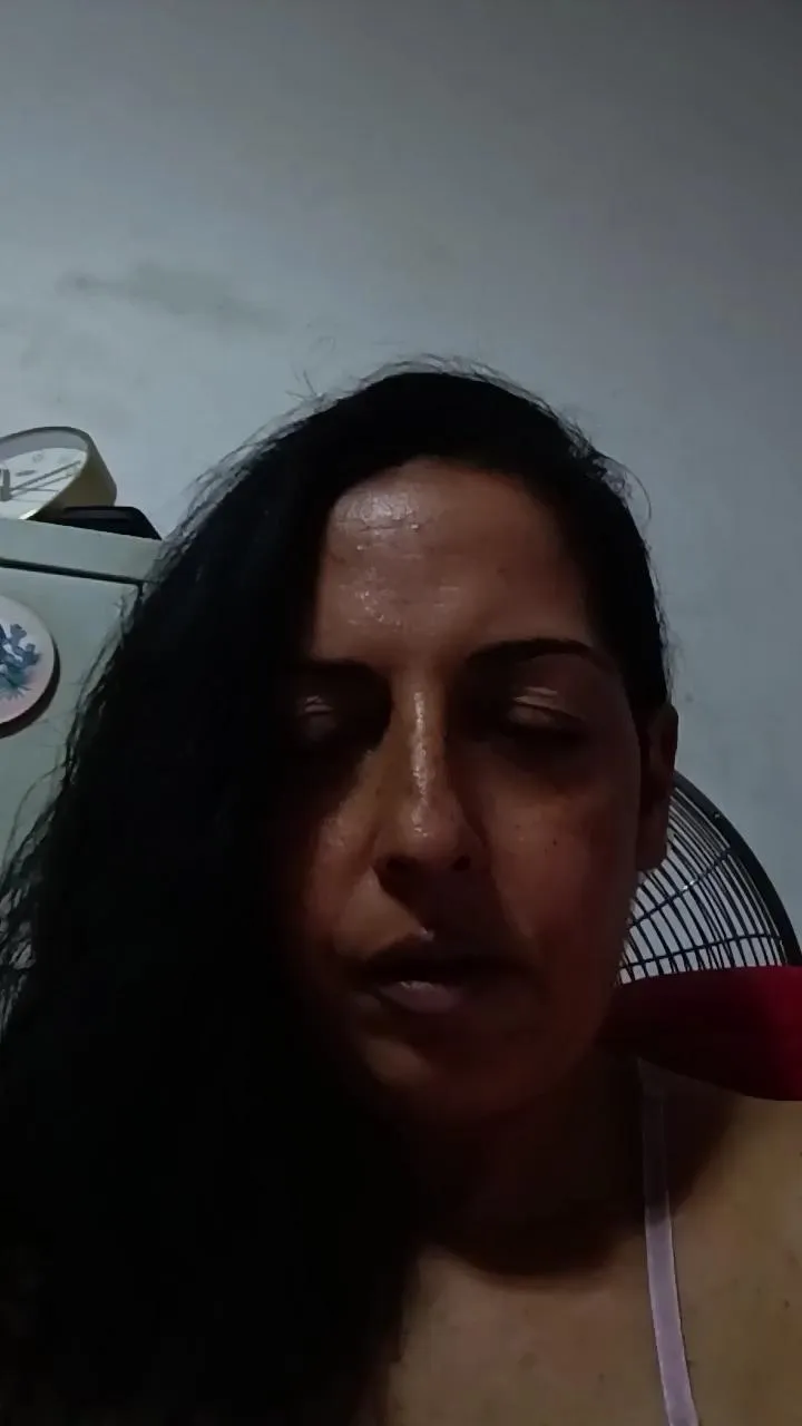 Offline siren_xxx on Cam4