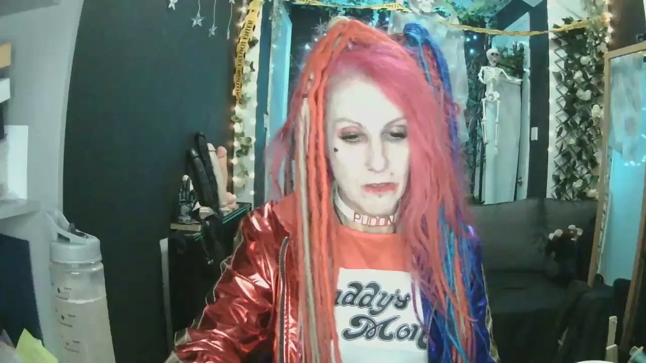 Offline SkySparks on Cam4