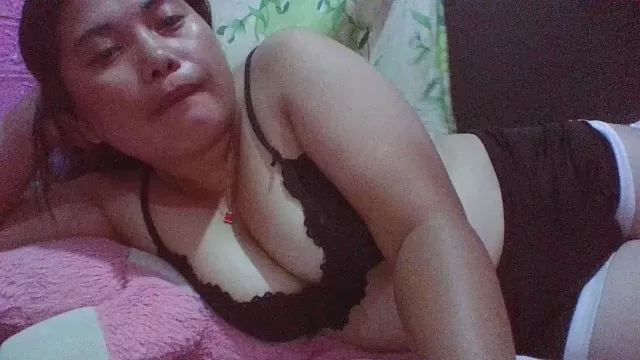 Freechat SlutMom_1991 on Cam4