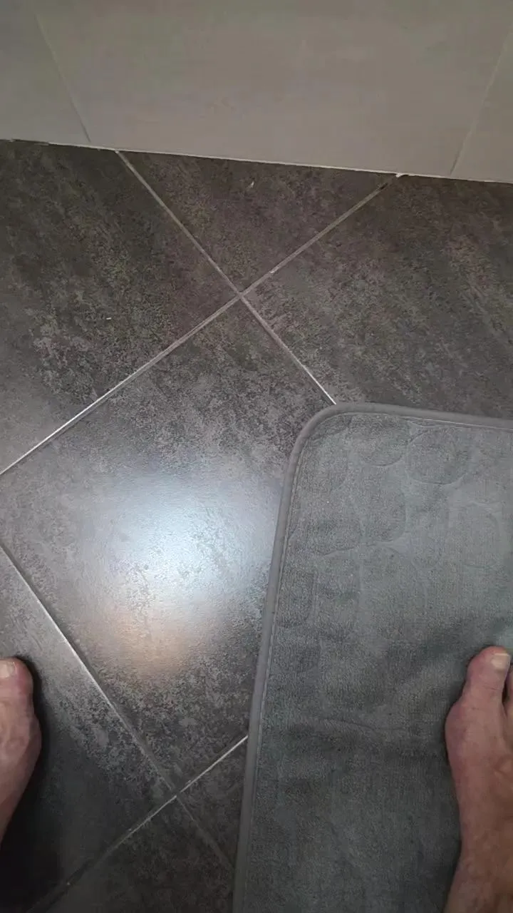 Offline sniperboyz32 on Cam4