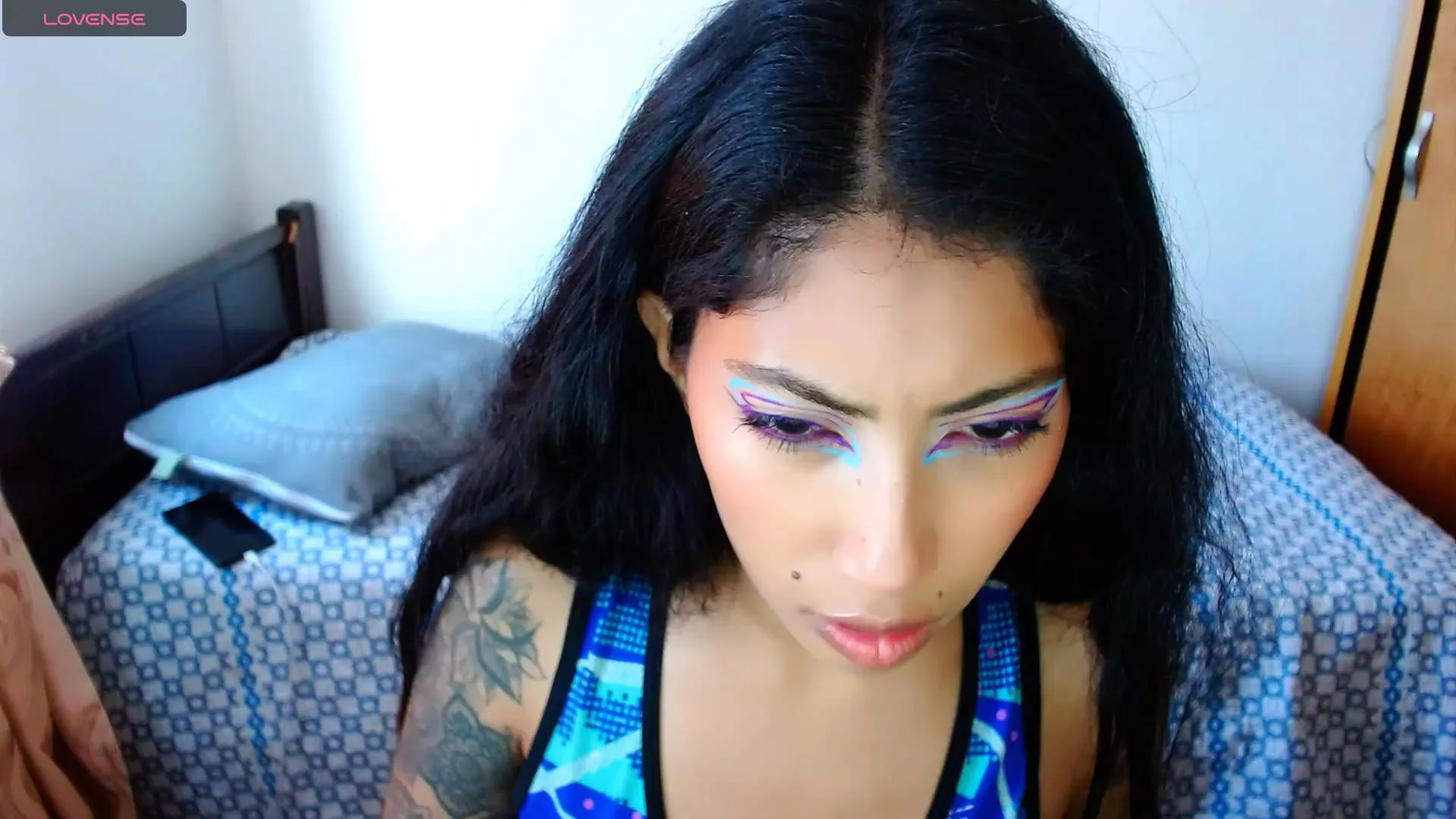 Offline Sofia_1rose on Cam4