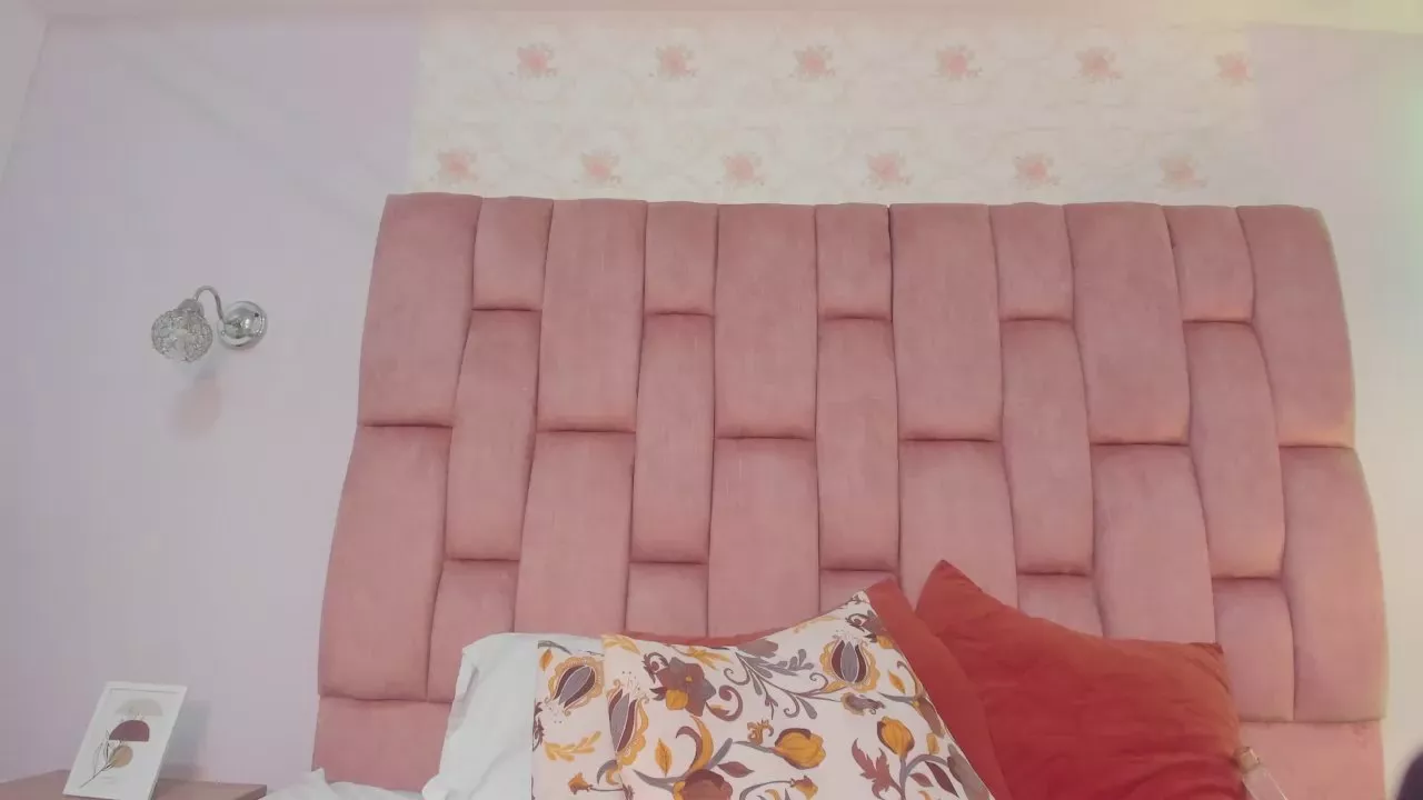 Freechat sofia_samuels on Cam4