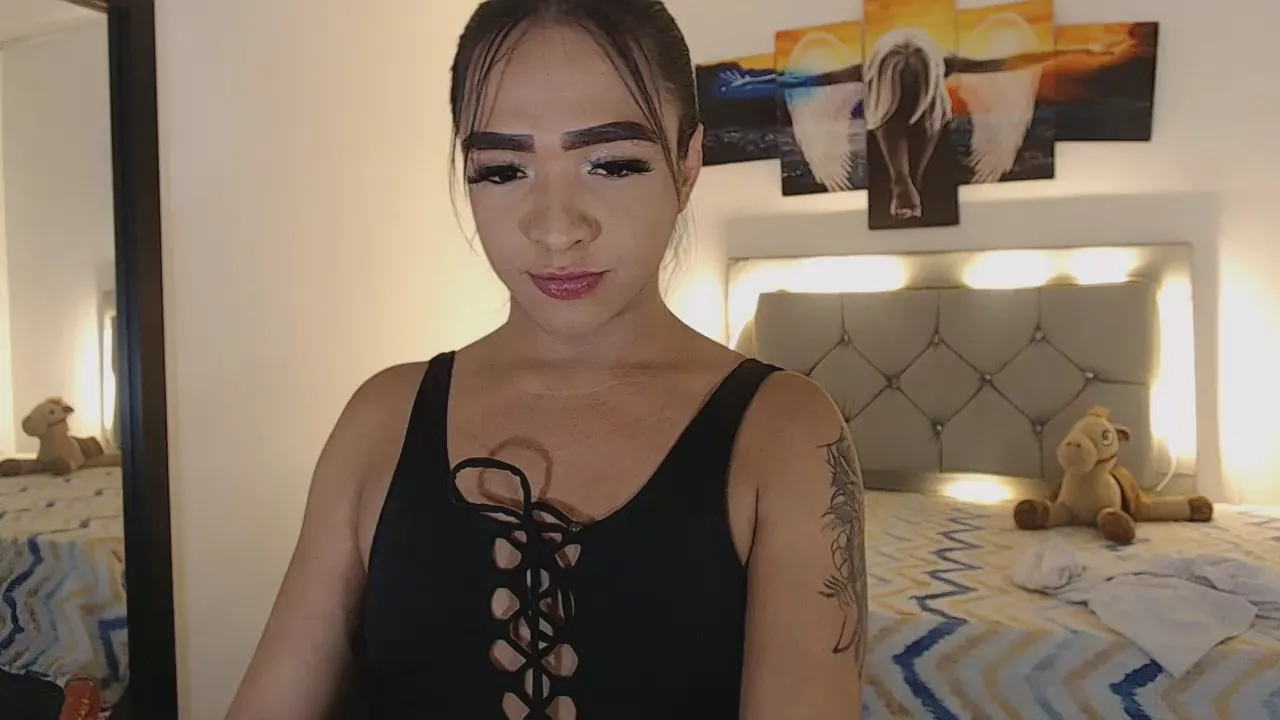 Offline sofiaxdollxxx on Cam4