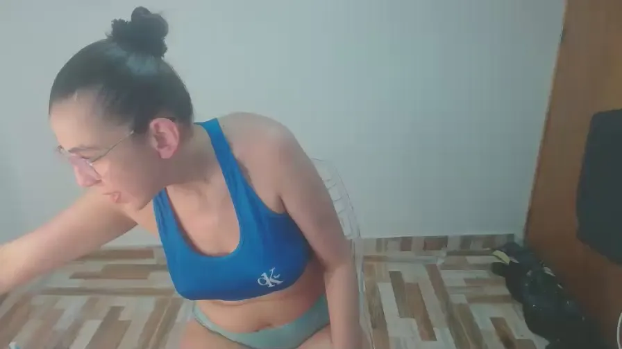 Offline sophia_beautif4 on Cam4