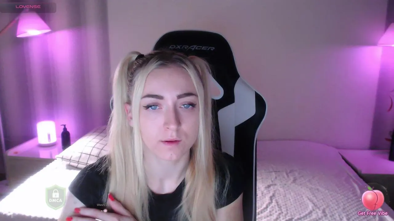 Offline space_danger on Cam4