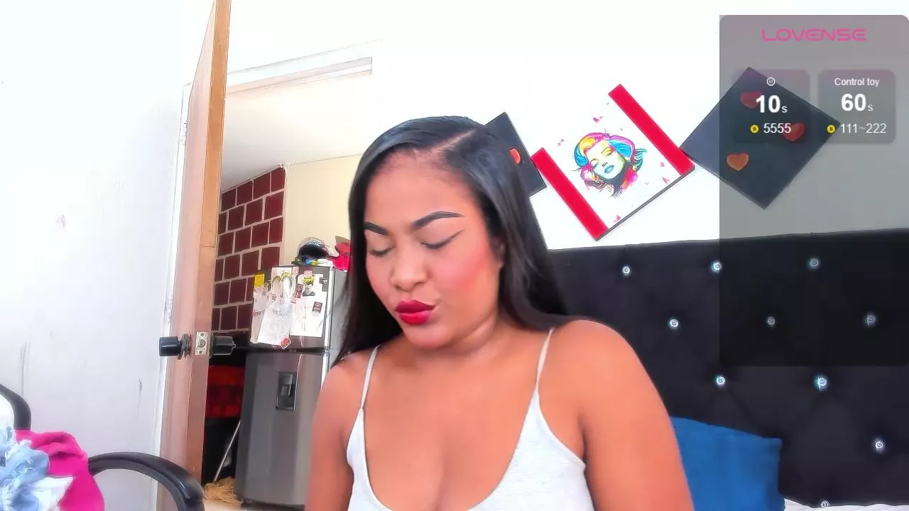 Offline SquirtShantall on Cam4