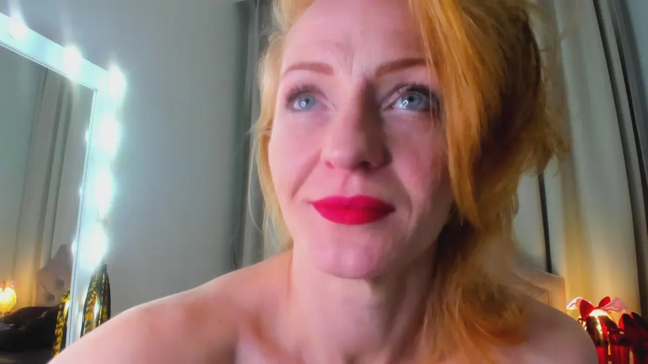 Offline SquirtyAlisa on Cam4