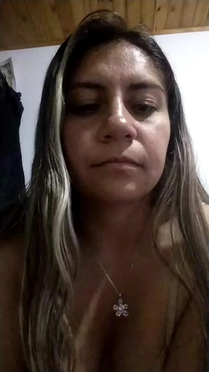 Offline SsweetBlueberry on Cam4