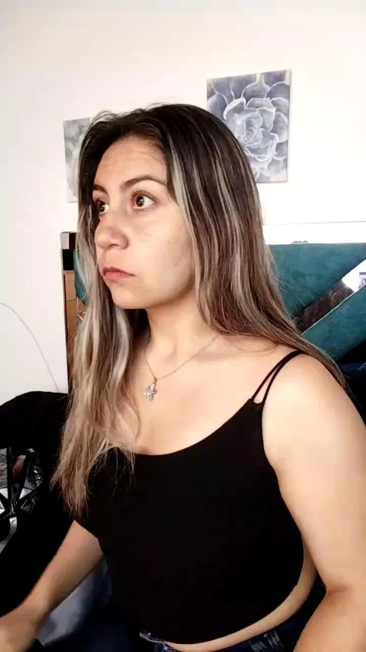 Offline SsweetBlueberry on Cam4