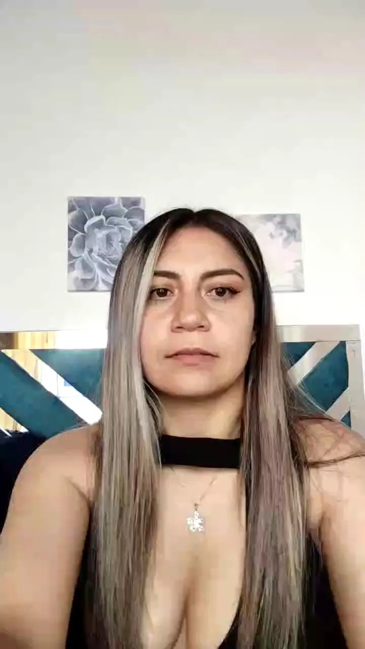 Offline SsweetBlueberry on Cam4