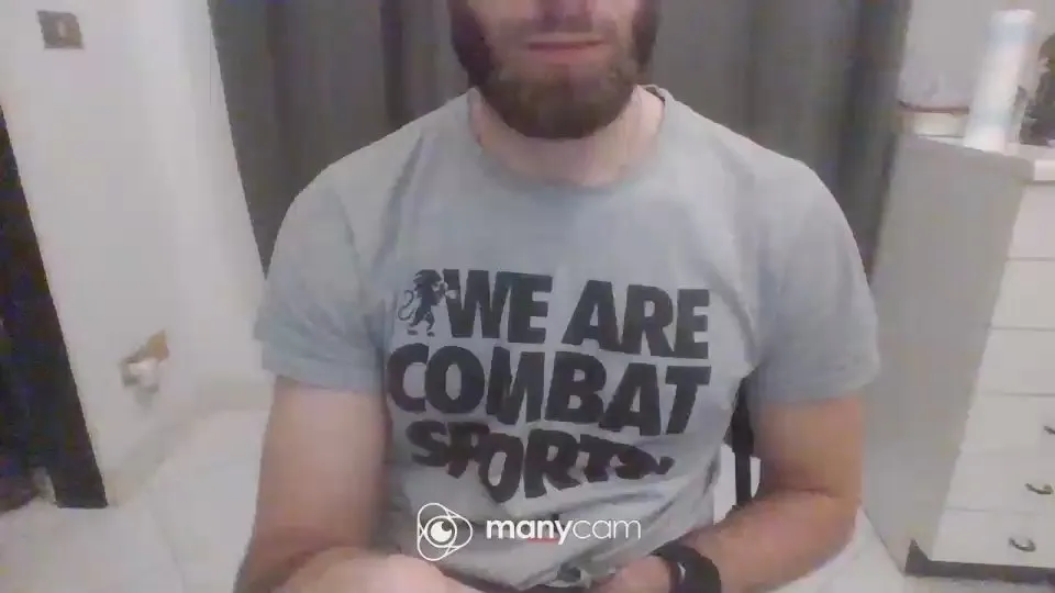 Offline Staggatros on Cam4