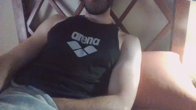 Offline Staggatros on Cam4