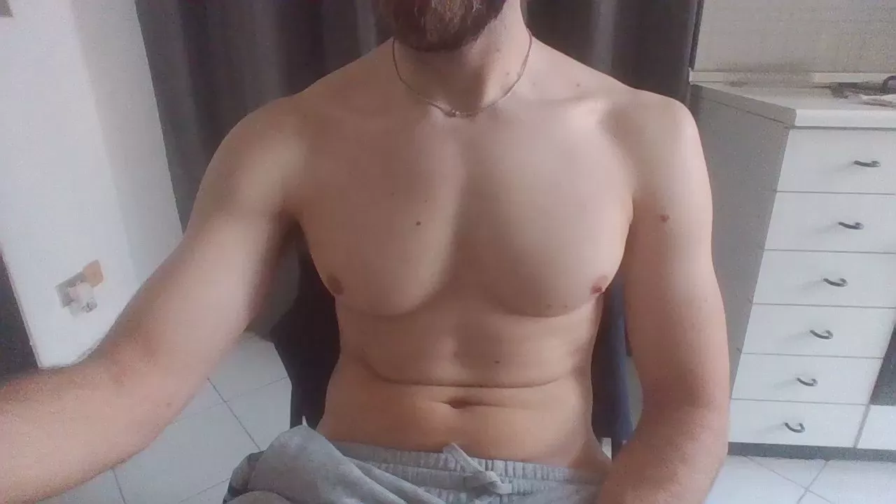 Offline Staggatros on Cam4