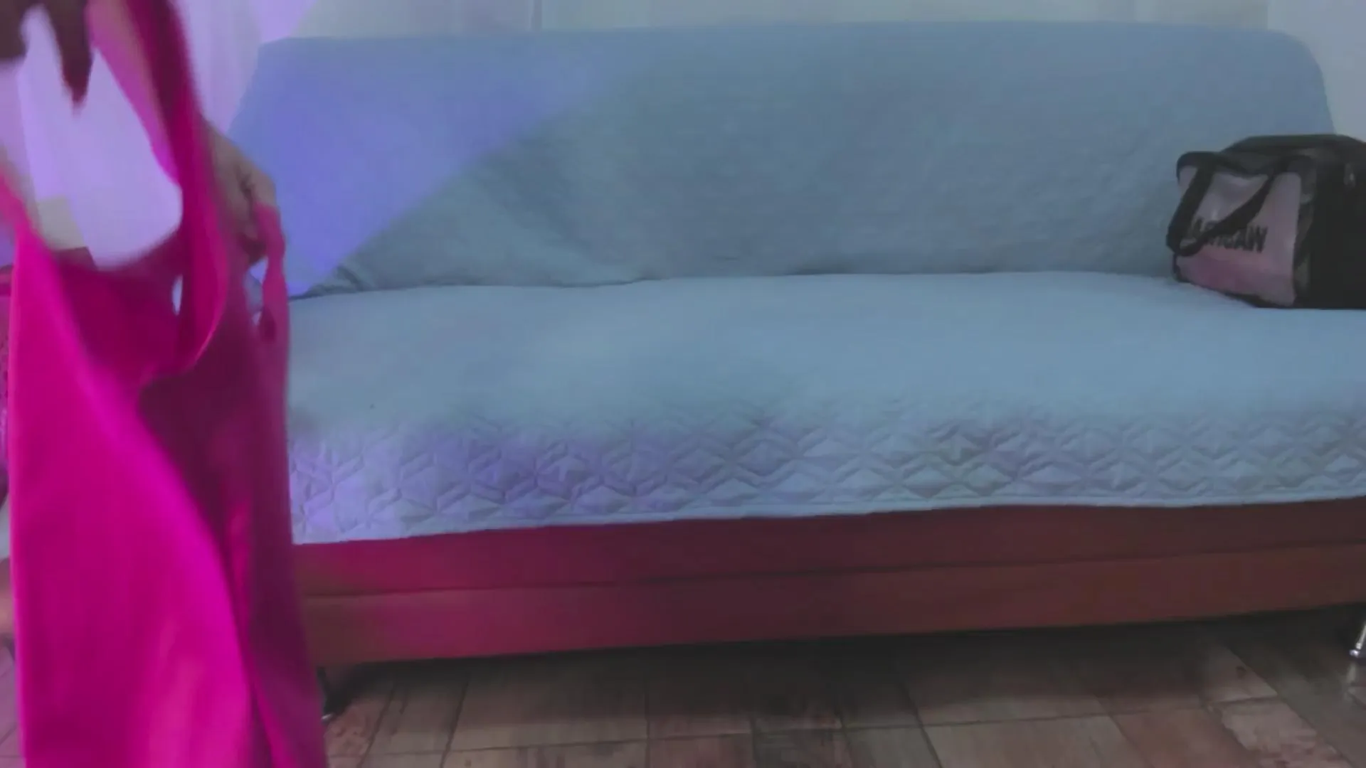 Offline star_party66 on Cam4