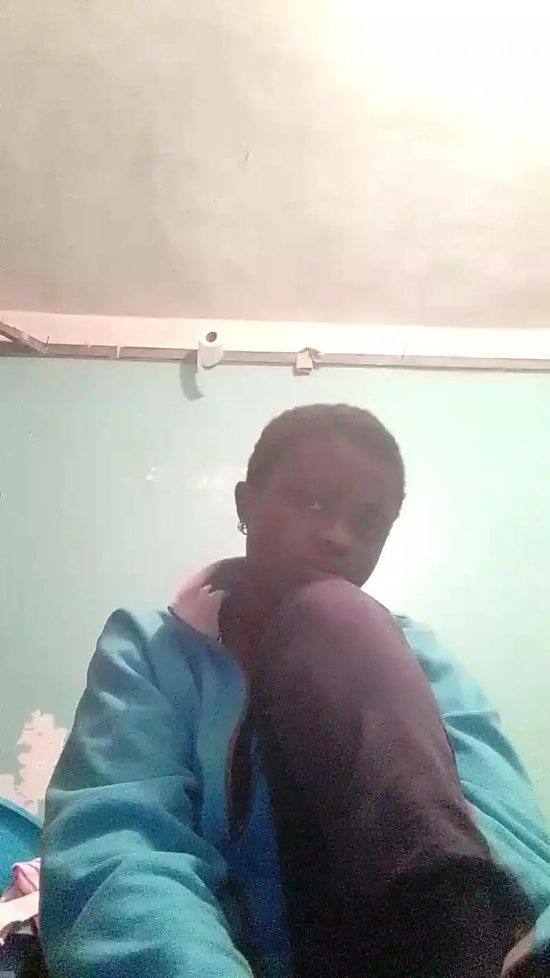 Offline Starline34 on Cam4