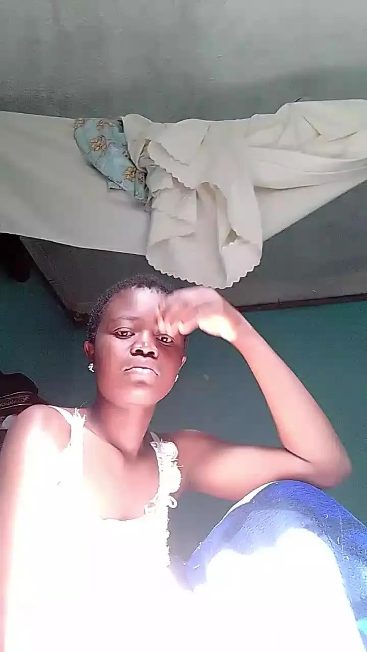 Offline Starline34 on Cam4