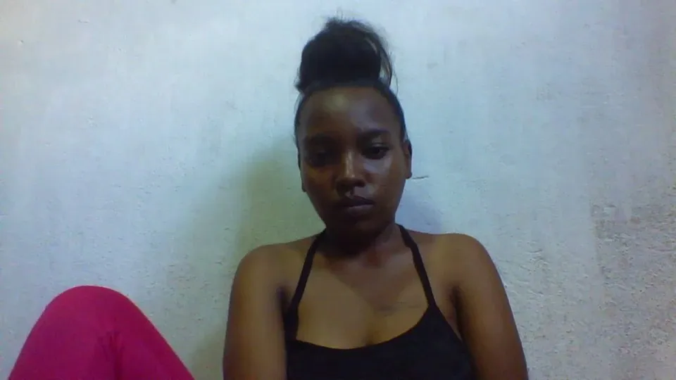 Freechat Stellah20 on Cam4