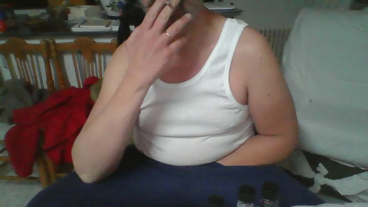 Offline str8jam on Cam4