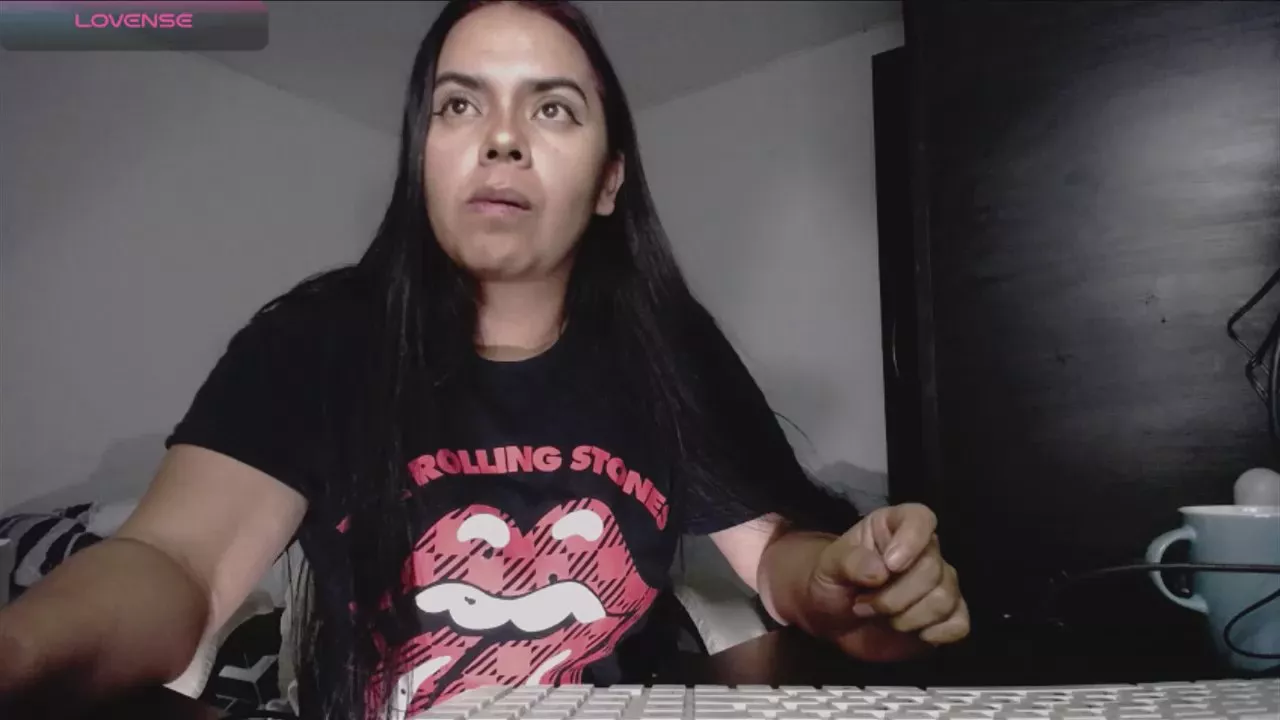 Offline sumis_fun on Cam4