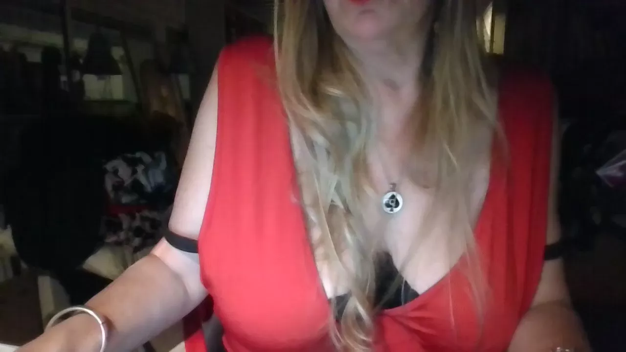 Offline summerygirl on Cam4