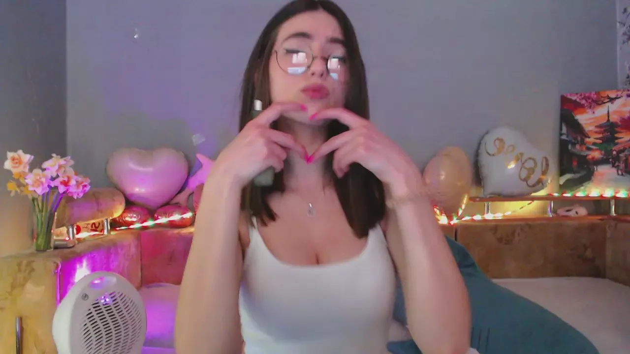 Offline SunnyyGirl on Cam4