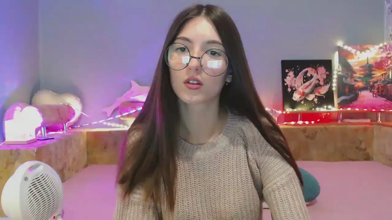 Offline SunnyyGirl on Cam4