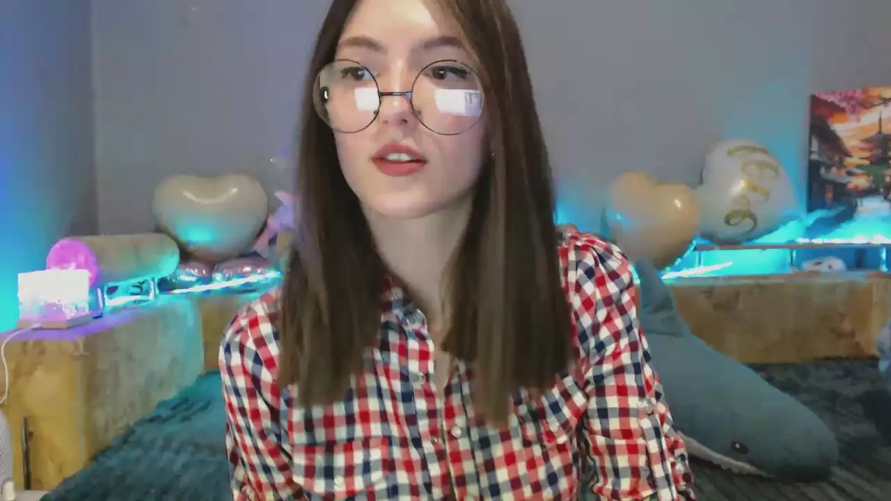 Offline SunnyyGirl on Cam4