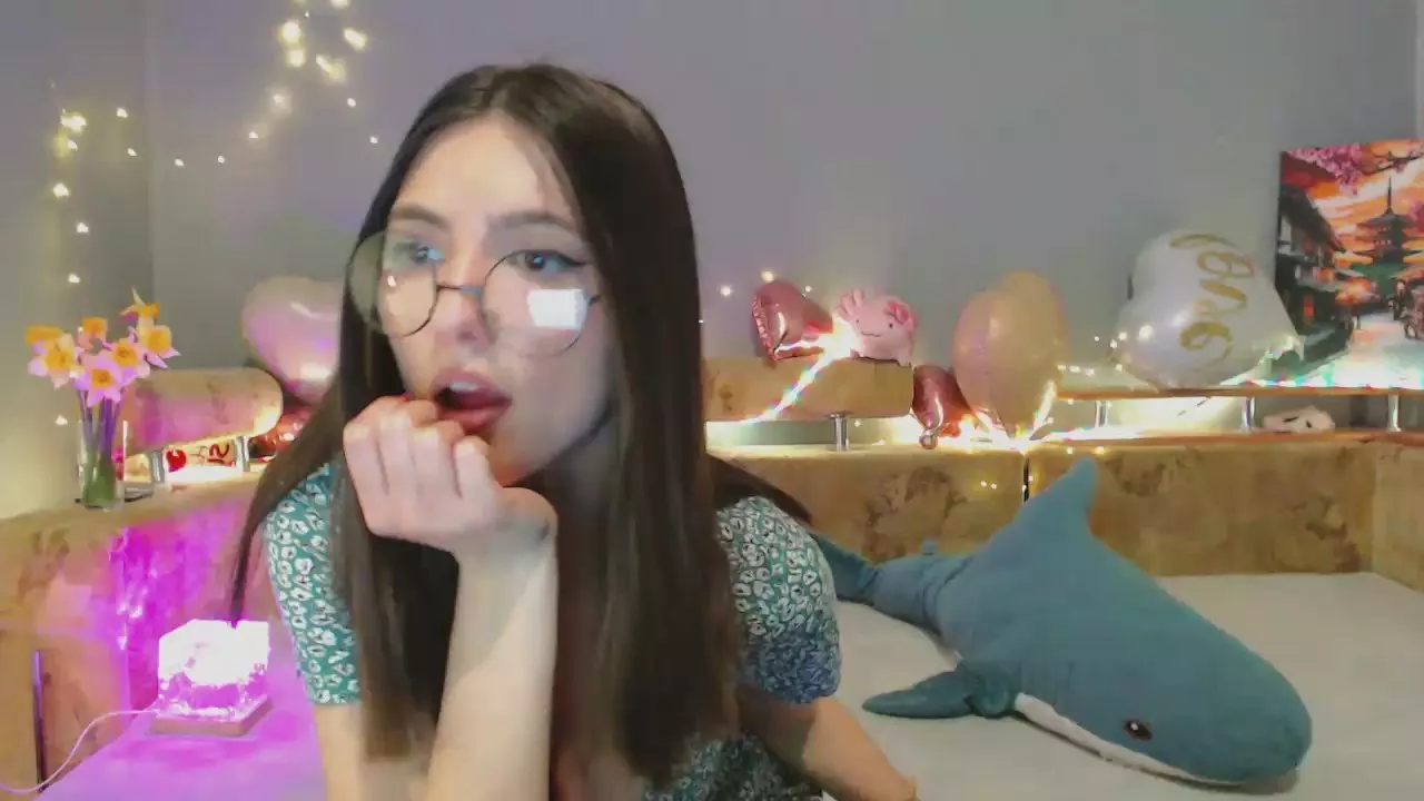 Offline SunnyyGirl on Cam4