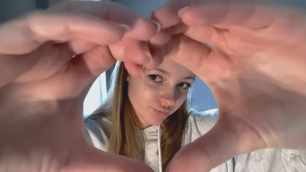 Offline SuziFairbanks on Cam4