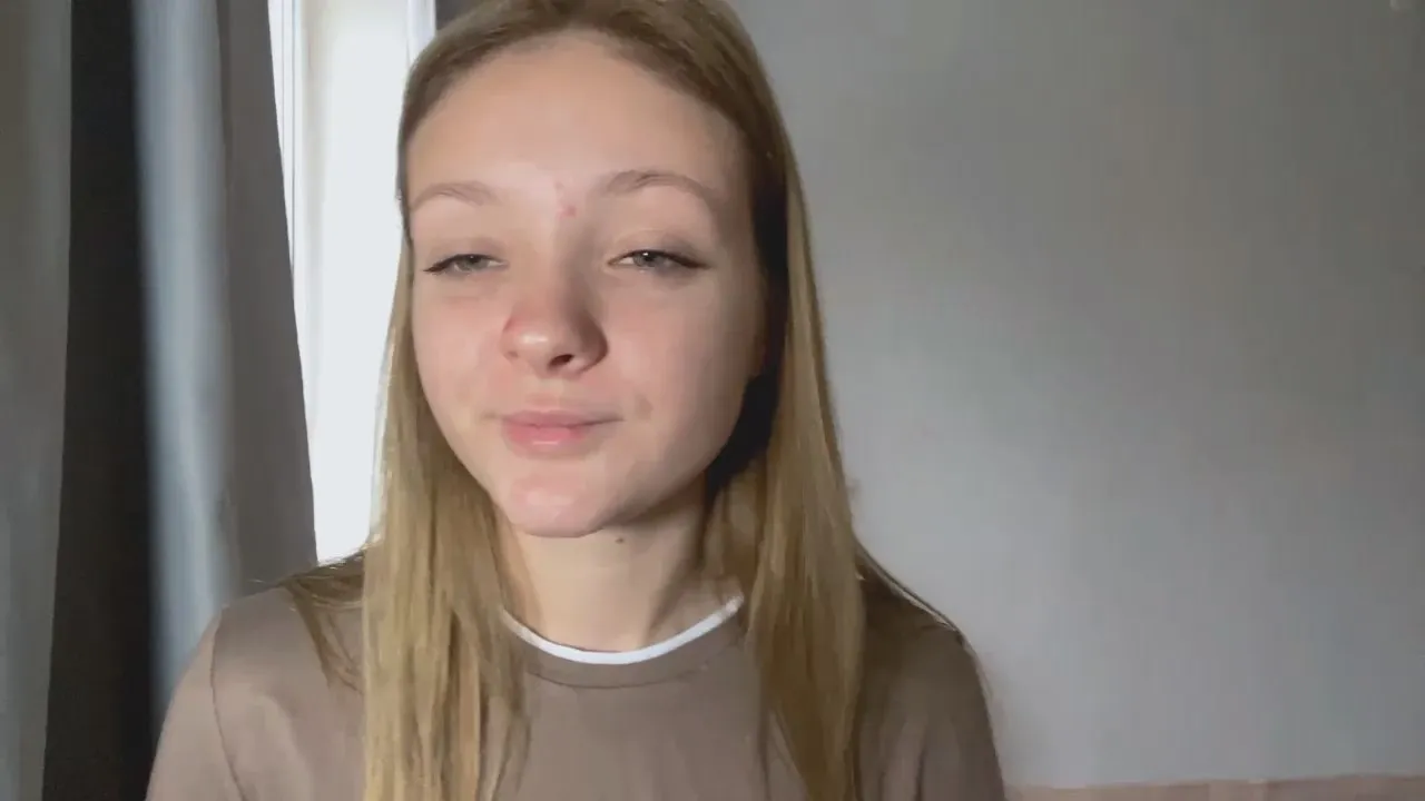 Offline SuziFairbanks on Cam4