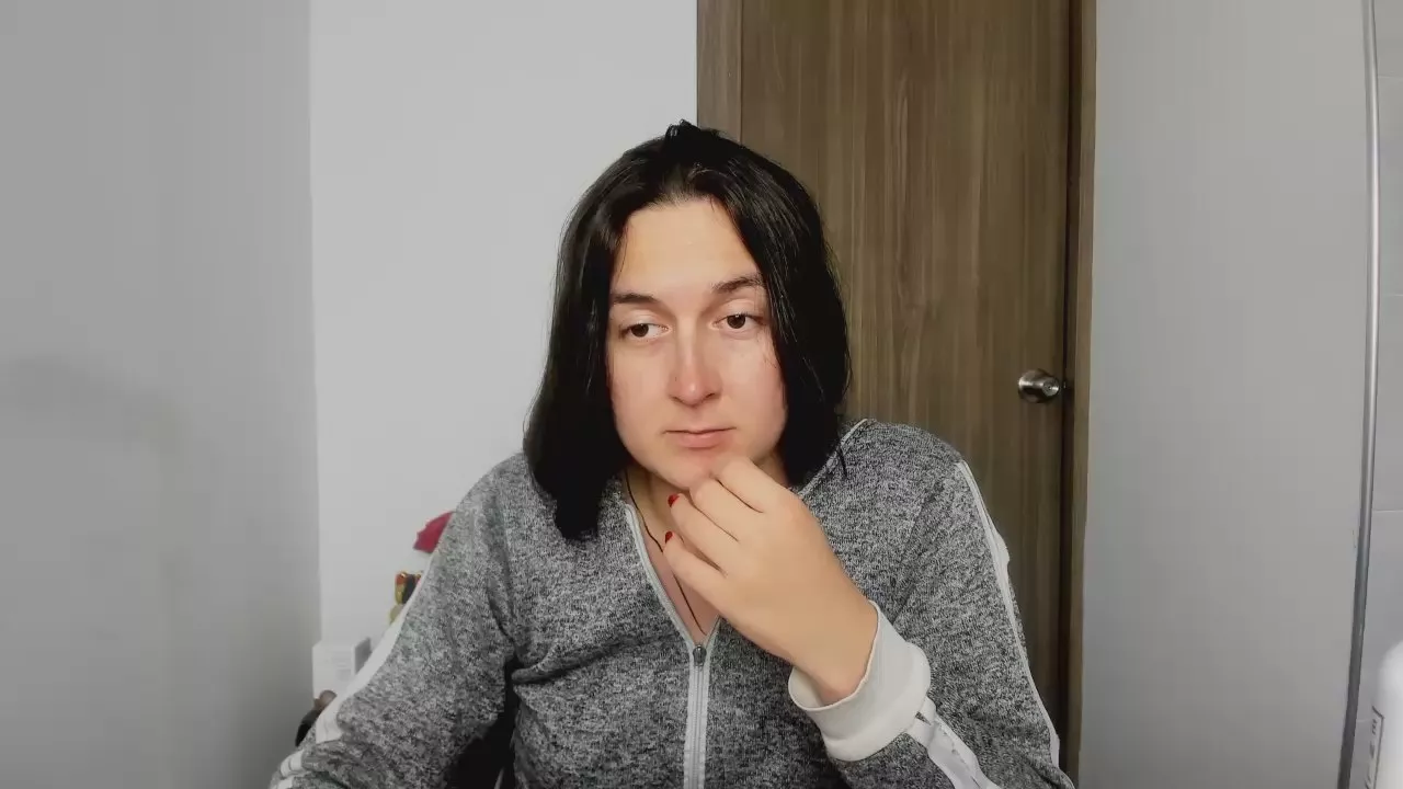 Offline sweet__suck69 on Cam4