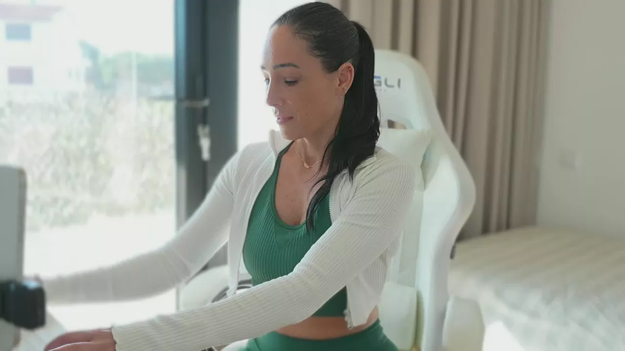 Offline SweetAlegra on Cam4