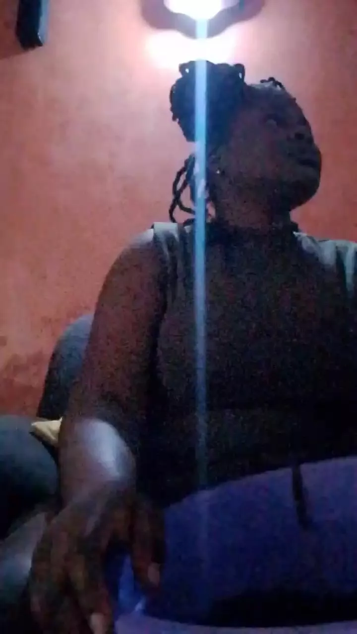 Offline SweetCandie1 on Cam4