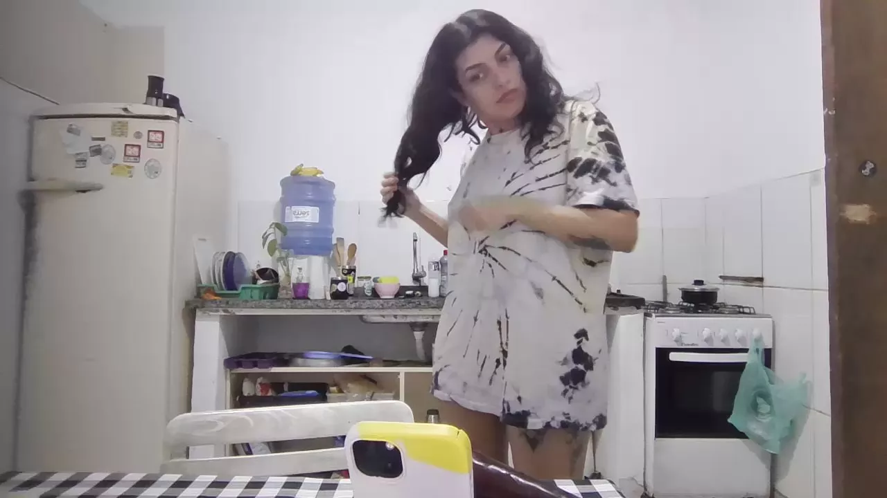 Offline sweetdevil31 on Cam4